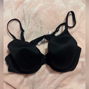⭐️Victorias secret black Bra 38 c